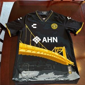 Charly Black and Yellow Graphic Jersey